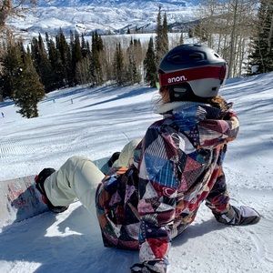 Meet your Posher, Delaney